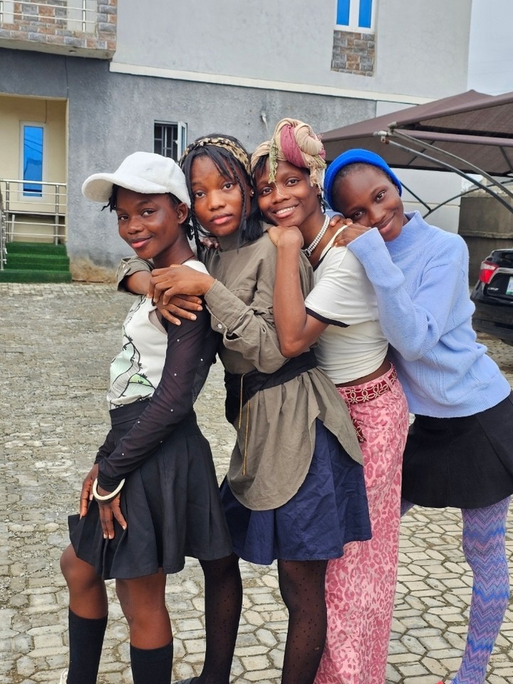 Sisters Crew, talent Zuri Agency